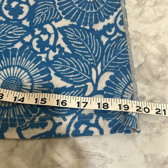 LULEMON WOMENS ACTIVEWEAR TANK TOP BLUE WHITE FLORAL Sz MD o LG - Picture 8 of 10